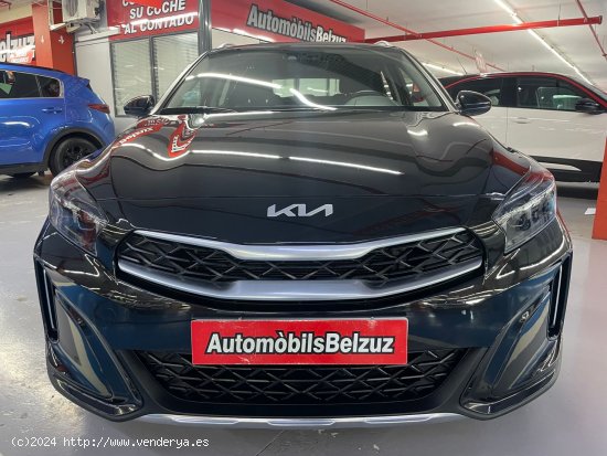 Kia XCeed 5 AÑOS GARANTÍA - El Prat de Llobregat