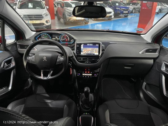 Peugeot 2008 5 AÑOS GARANTÍA - El Prat de Llobregat