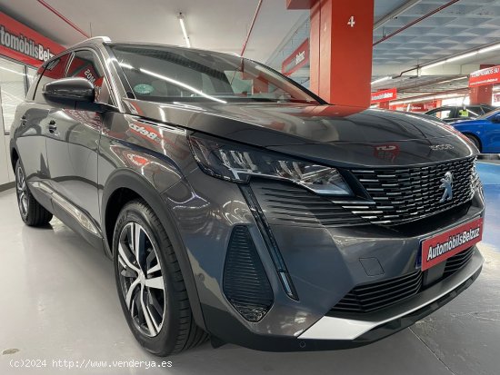 Peugeot 5008 5 AÑOS GARANTÍA - El Prat de Llobregat