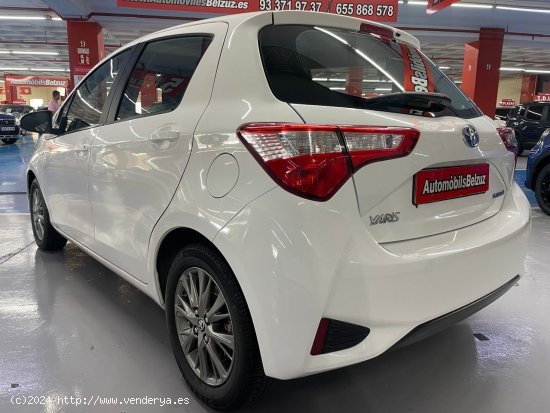 Toyota Yaris 5 AÑOS GARANTÍA - El Prat de Llobregat