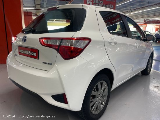 Toyota Yaris 5 AÑOS GARANTÍA - El Prat de Llobregat