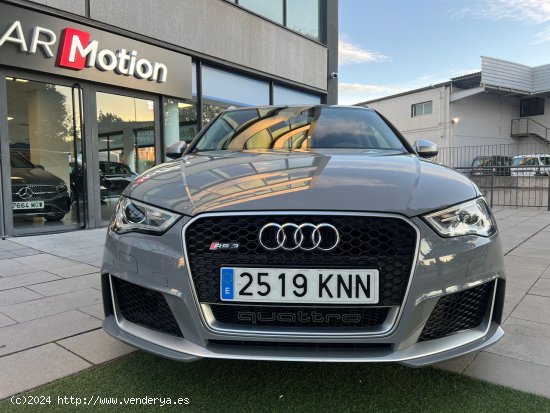 Audi RS3 2.5TFSI Quattro - Sant Cugat del Vallès