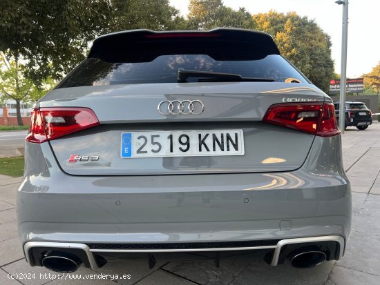 Audi RS3 2.5TFSI Quattro - Sant Cugat del Vallès