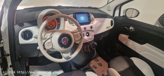 Fiat 500 1.0 Hybrid DOLCEVITA 2022 APPLE CARPLAY-CLIMA-TECHO PANORAMICO - Mataró