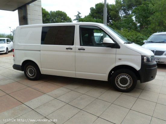 Volkswagen Transporter VOLKSWAGEN Transporter Kombi Corto T.Medio 2.0 TDI 140cv 2.8T muy muy bien cu