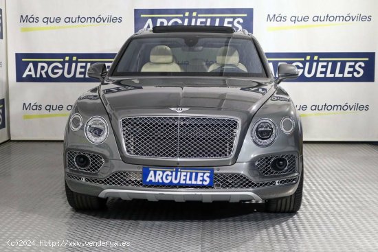 Bentley Bentayga 6.0 W12 Mulliner 608cv - Madrid