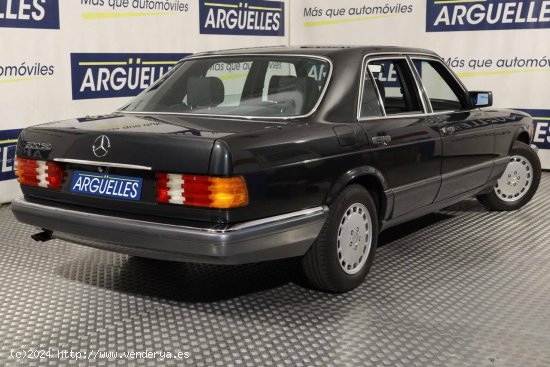 Mercedes 300 300 SE - Madrid