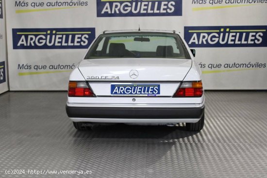 Mercedes CLE 300 CE 24 231cv Manual - Madrid