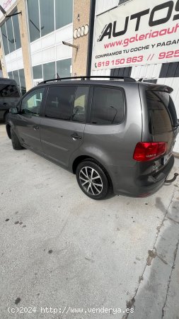 Volkswagen Touran  1.6 TDI 105cv Advance Bluemotion Tech 7 plazas 6 velocidades - Numancia de la Sag