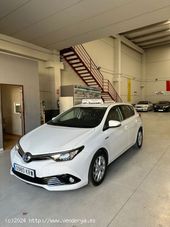 Toyota Auris 1.8 HIBRIDO 2018 - Churiana de la Vega