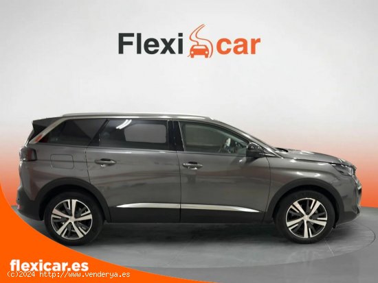 Peugeot 5008 1.2  96KW (130CV) S&S Allure - 5 P (2022) - Viladecans