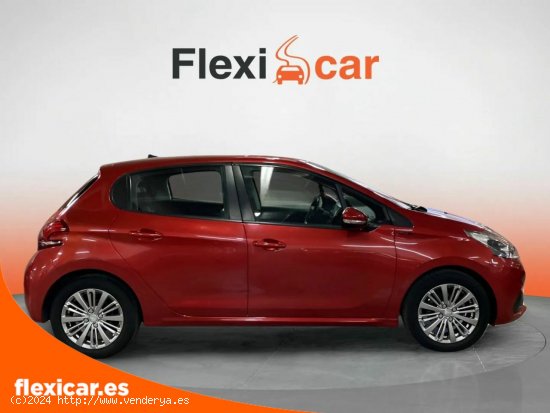 Peugeot 208 5P Signature 1.2L PureTech 81KW (110CV) - Finestrat