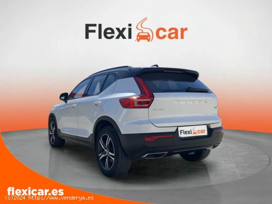 Volvo XC40 2.0 D4 AWD R-Design Auto - Talavera de la Reina