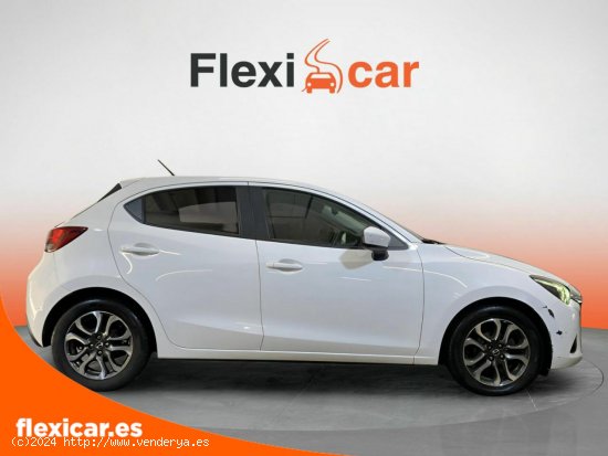 Mazda 2 Style 1.5 GE 77kW (105CV) - 5P (2015) - Vigo