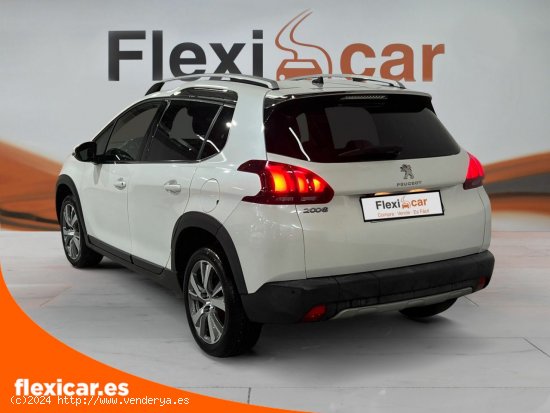 Peugeot 2008 Allure 1.2 PureTech 96KW (130CV) S&S - Collado Villalba