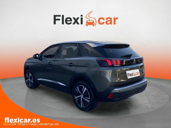 Peugeot 3008 1.6BLUEHDI 120 HP ALLURE S&S - Pamplona