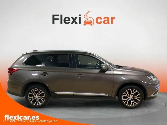 Mitsubishi Outlander 220 DI-D Motion 2WD 7 Plazas - Jerez de la Frontera