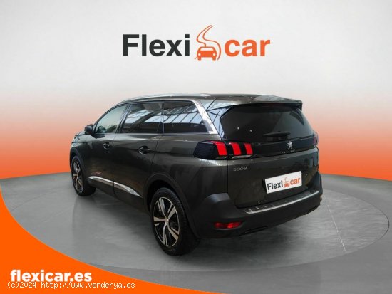 Peugeot 5008 Active 1.5L BlueHDi 96kW (130CV) S&S - Badajoz