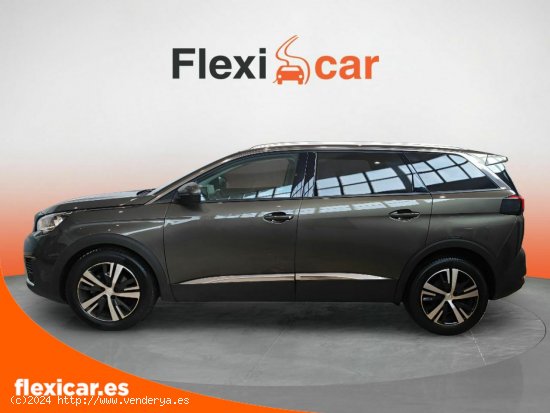 Peugeot 5008 Active 1.5L BlueHDi 96kW (130CV) S&S - Badajoz