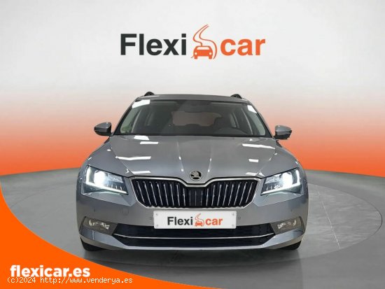 Skoda Superb Combi 2.0 TDI 140kW (190CV) DSG 4x4 L&K - Galdakao