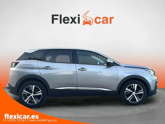 Peugeot 3008 1.2 ALLURE (130CV) - 5 P (2021) - Cabrera de Mar