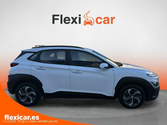 Hyundai Kona 1.6 GDI HEV Maxx DCT - Pinto