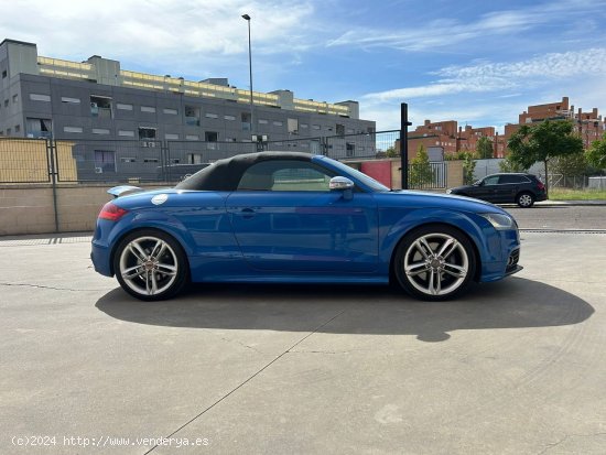 Audi TTS Roadster 2.0 TFSI quattro - Parla