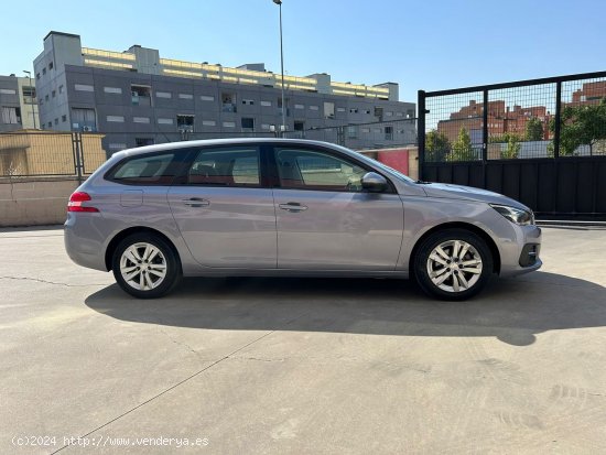 Peugeot 308 SW Active Pack BlueHDi 130 S&S EAT8 - Parla