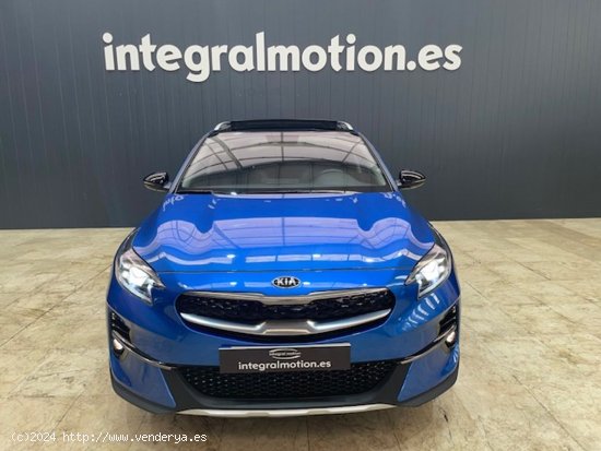 Kia XCeed 1.6 GDi PHEV 104kW (141CV) eMotion + Gasolina - San Sebastian de los Reyes  Madrid