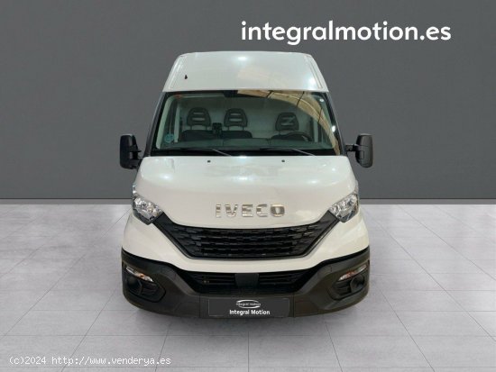 Iveco Daily 2.3 TD 35S 16 V 3520L/H2 12 M3 - Sada