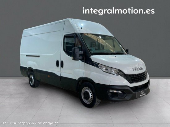 Iveco Daily 2.3 TD 35S 16 V 3520L/H2 12 M3 - Sada