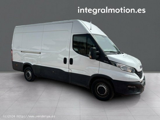 Iveco Daily 2.3 TD 35S 16 V 3520L/H2 12 M3 - LAS ROZAS DE MADRID