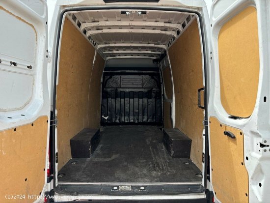 Iveco Daily 2.3 TD 35S 16 V 3520L/H2 12 M3 - LAS ROZAS DE MADRID