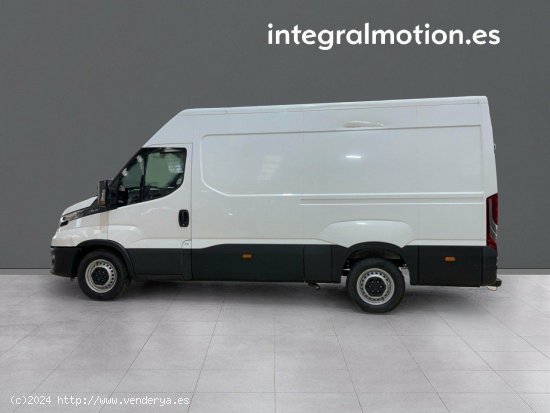 Iveco Daily 2.3 TD 35S 16 V 3520L/H2 12 M3 - Sada