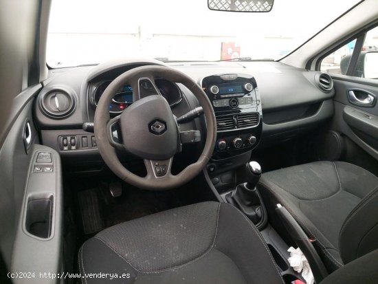 Renault Clio IV Air 1.5 dCi 75CV BVM5 E6 VEHICULO COMERCIAL - Sada