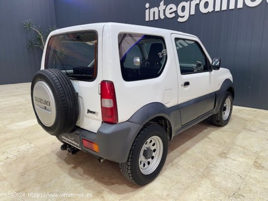 Suzuki Jimny 1.3 JX - A Grela