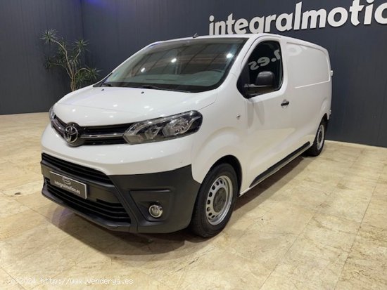 Toyota Proace 1.5D 120CV GX 1PL 2PT L1 - Sada