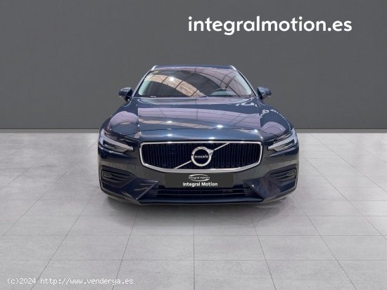 Volvo V60 2.0 D3 Momentum Pro Auto - Sada