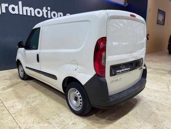 Fiat Doblo 1.3 MTJ FURGON 95CV - Santiago de Compostela