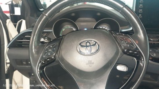 Toyota C-HR 2.0 180H Advance Luxury - TRANSITO