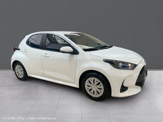 Toyota Yaris 1.0 Business - Sada