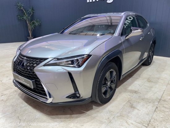 Lexus UX 2.0 250h Business - Sada