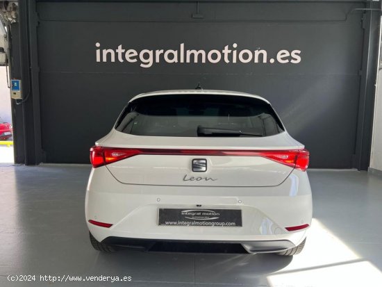 Seat Leon 1.0 eTSI 81kW DSG-7 S&S Style - Malaga