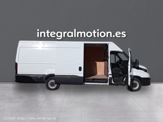 Iveco Daily 2.3 TD 35S 16 V 4100/H2 16 M3 - Santiago de Compostela