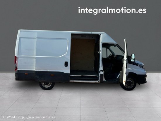 Iveco Daily 12m3 2.3 MJET 156 Furgón 35s16v 5P - LAS ROZAS DE MADRID