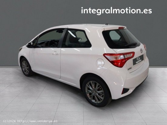 Toyota Yaris 1.0 70 Business MY20 - Vigo