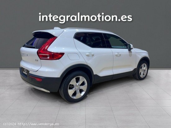 Volvo XC40 2.0 D3 AWD Business Plus - Leganés