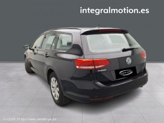 Volkswagen Passat Variant 1.6 TDI Trendline DSG-7 - Burela