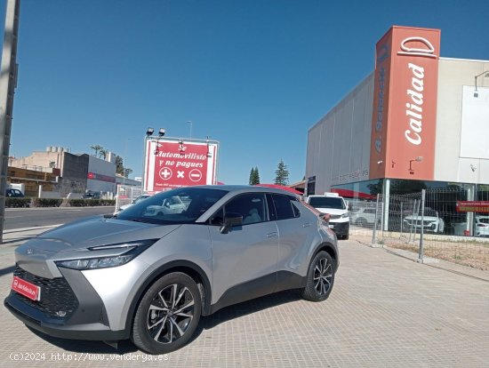 Toyota C-HR 1.8 140H Advance gris 2024 - Carcaixent