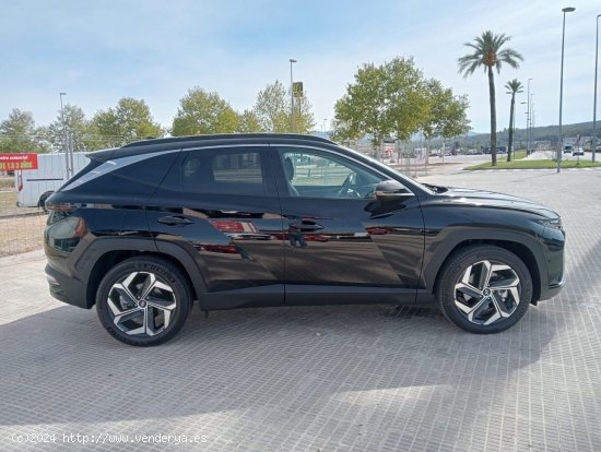 Hyundai Tucson 1.6 TGDI PHEV 195kW Tecno Sky Auto 4x4 negro nuevo 25 km - Carcaixent